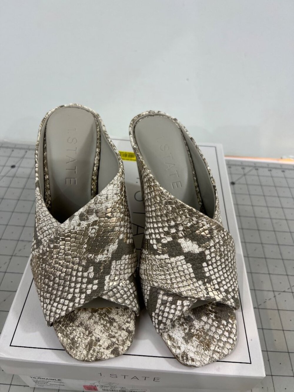 1.State Snakeskin-Print Open-Toe Block-Heel Mules Size 7 Beige & Brown